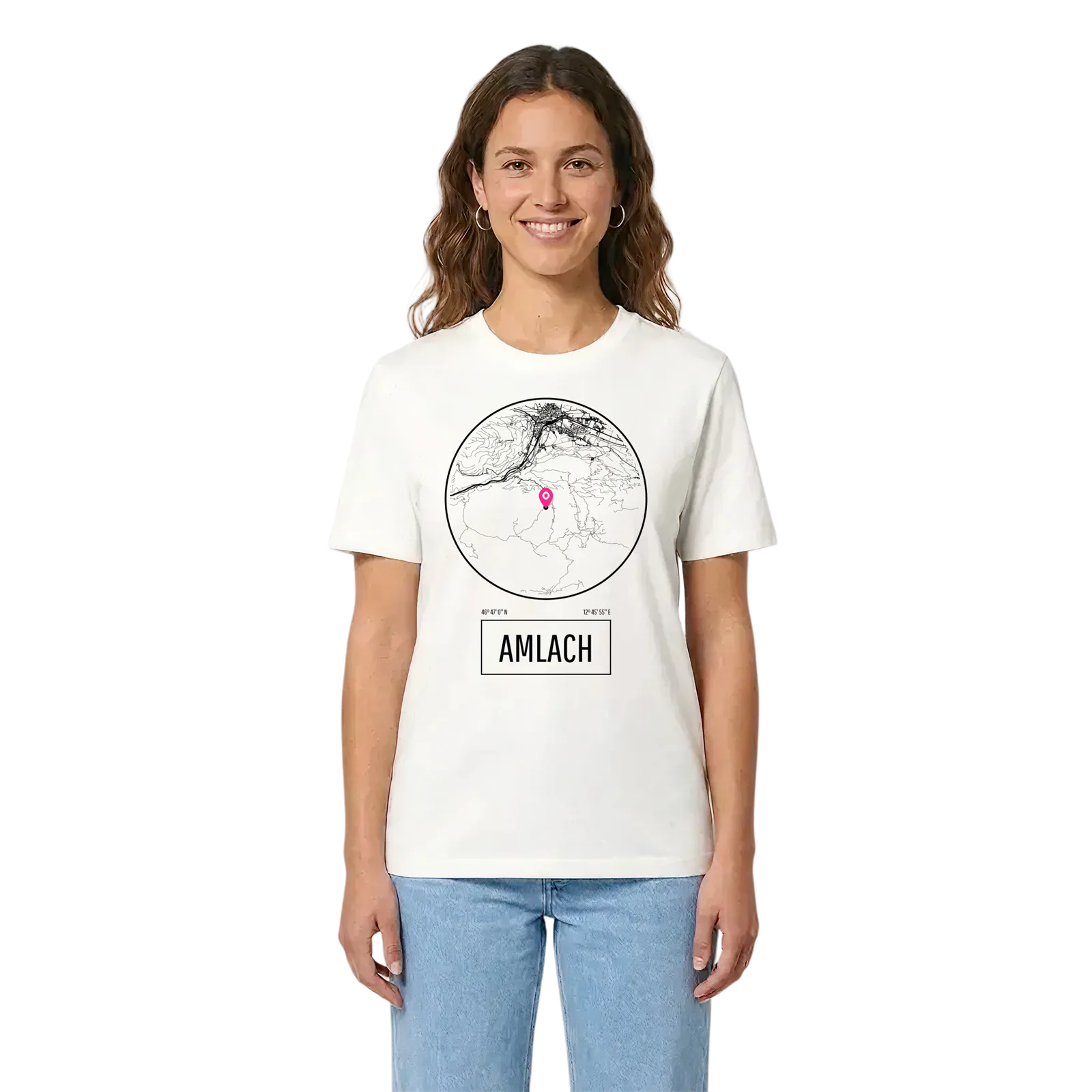 Amlach t-shirt – White, i miljö