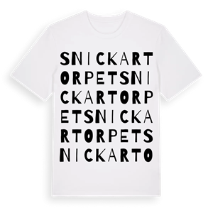 Snickartorpet ordlek t-shirt – ekologisk bomull t-shirt från Pinshirt
