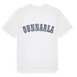 Gunnarla college t-shirt – ekologisk bomull t-shirt från Pinshirt