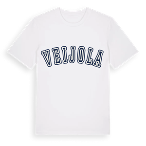 Veijola college t-shirt – ekologisk bomull t-shirt från Pinshirt