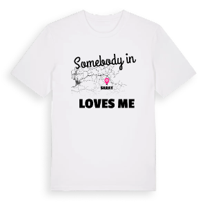 Någon i Saray älskar mig t-shirt – ekologisk bomull t-shirt från Pinshirt