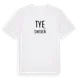 White t-shirt med Tye i Sverige t-shirt