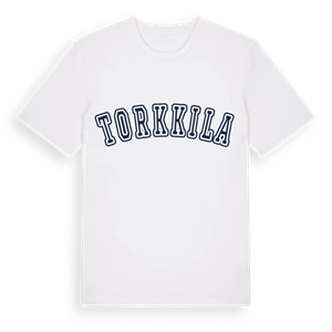 Torkkila college t-shirt – ekologisk bomull t-shirt från Pinshirt