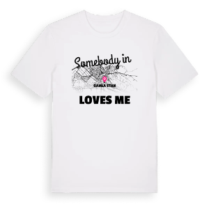 Någon i Gamla stan älskar mig t-shirt – ekologisk bomull t-shirt från Pinshirt