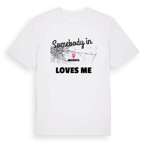 Någon i Macksta älskar mig t-shirt – ekologisk bomull t-shirt från Pinshirt