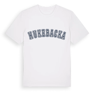 Hukebacka college t-shirt – ekologisk bomull t-shirt från Pinshirt