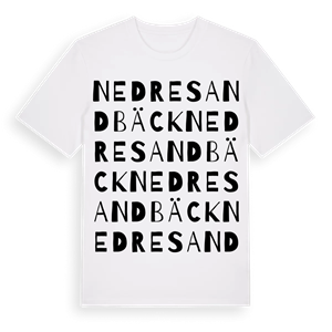 Nedre Sandbäck ordlek t-shirt – ekologisk bomull t-shirt från Pinshirt