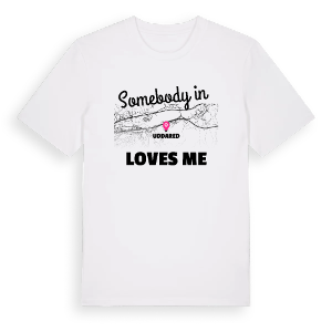 Någon i Uddared älskar mig t-shirt – ekologisk bomull t-shirt från Pinshirt