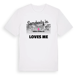 Någon i powiat ostrołęcki älskar mig t-shirt – ekologisk bomull t-shirt från Pinshirt
