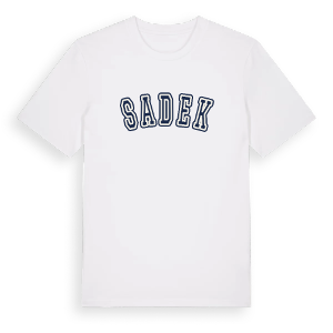 Sadek college t-shirt – ekologisk bomull t-shirt från Pinshirt