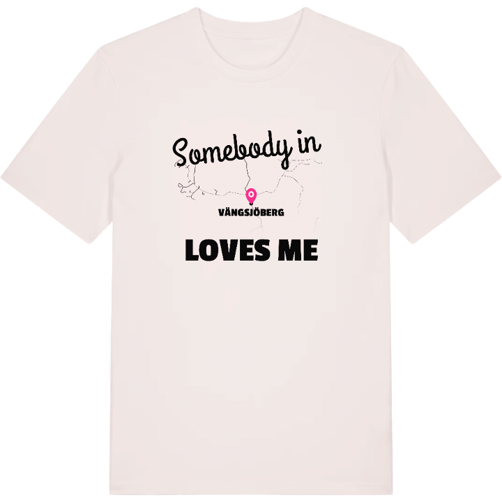 Någon i Vängsjöberg älskar mig t-shirt – t-shirt från PinShirt