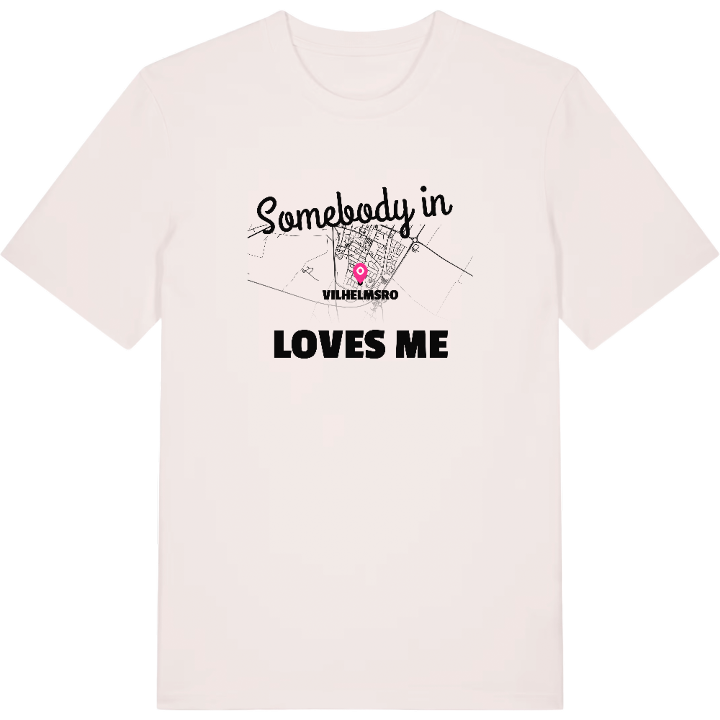 Någon i Vilhelmsro älskar mig t-shirt – t-shirt från PinShirt