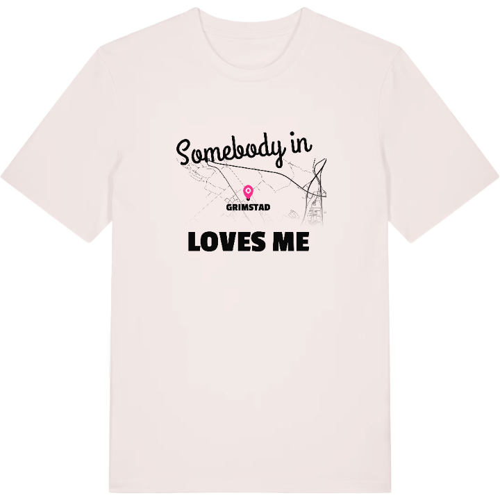 Någon i Grimstad älskar mig t-shirt – t-shirt från PinShirt