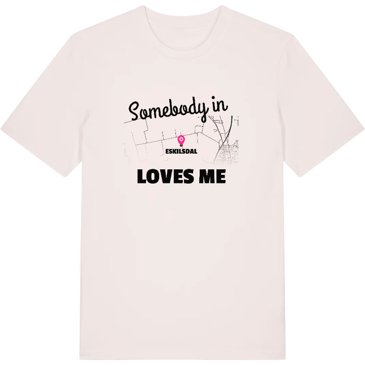 Någon i Eskilsdal älskar mig t-shirt – t-shirt från PinShirt